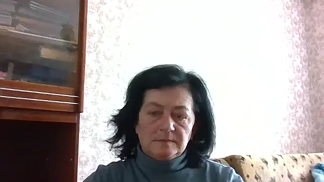 GypsiQueen2 online show from 04-24-26, 07:32