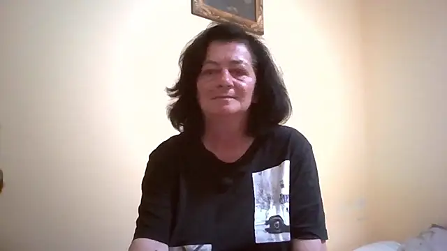 GypsiQueen2 online show from 05-25-26, 07:34