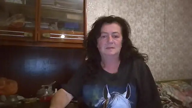 GypsiQueen2 online show from 09-16-25, 07:37