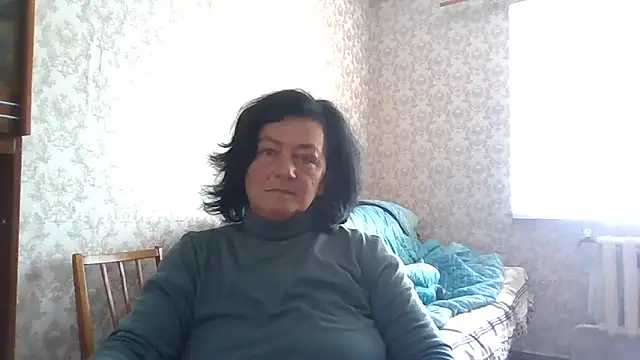 GypsiQueen2 online show from 04-23-26, 08:21