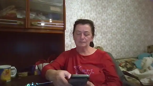 GypsiQueen2 online show from 10-07-25, 06:09