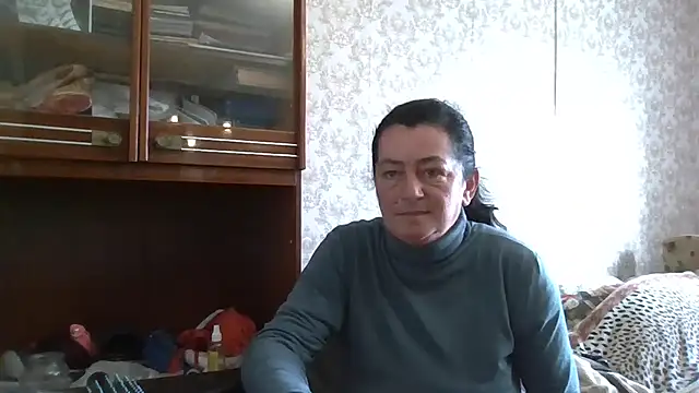 GypsiQueen2 online show from 11-03-25, 12:09