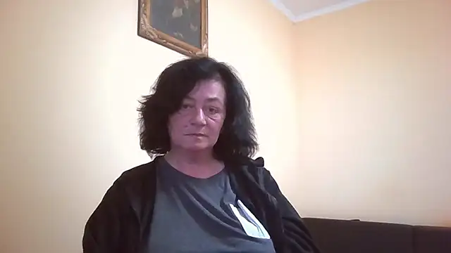 GypsiQueen2 online show from 04-20-26, 04:30
