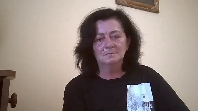 GypsiQueen2 online show from 06-03-26, 04:33
