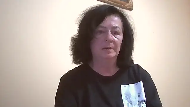GypsiQueen2 online show from 05-16-26, 05:56