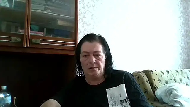 Snapshot of GypsiQueen2 chatting on 06-30-26, 07:52 GypsiQueen2 online show from 06-30-26, 07:52
