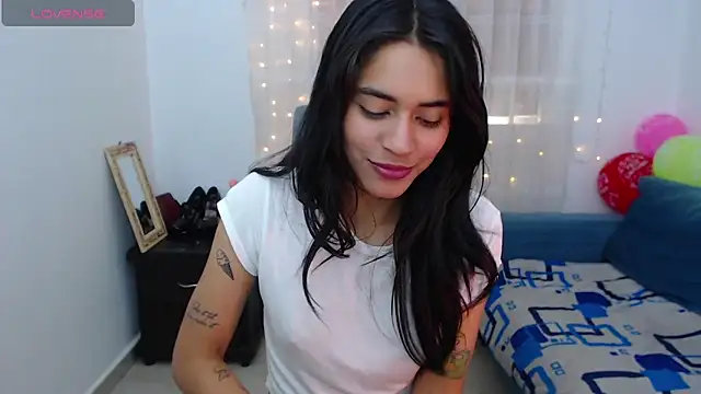 imSophia online show from 02-28-26, 07:46