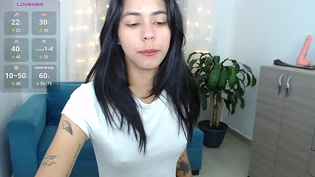 imSophia online show from 01-11-26, 01:29