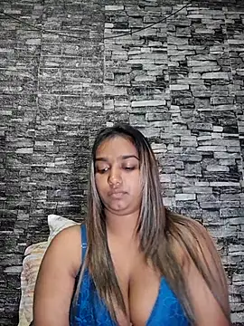 Xindias fantasyX online show from 10-21-25, 04:39