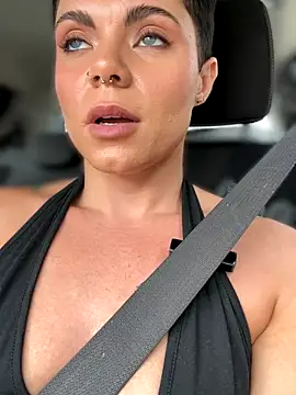 LukeLouHarvey online show from 10-09-25, 05:08