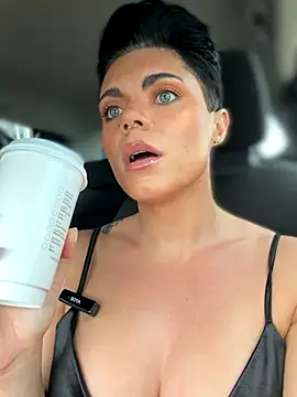 LukeLouHarvey online show from 11-22-25, 07:18