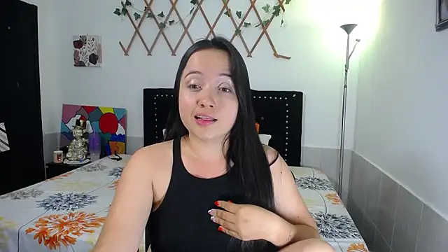 Snapshot of naughty_girl_4u chatting on 05-10-26, 12:14 naughty girl 4u online show from 05-10-26, 12:14