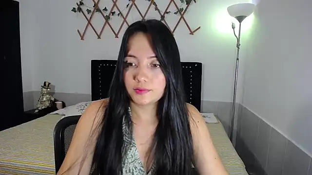 naughty girl 4u online show from 03-11-26, 08:25