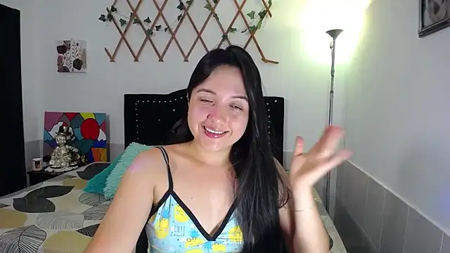 Snapshot of naughty_girl_4u chatting on 04-21-26, 08:21 naughty girl 4u online show from 04-21-26, 08:21
