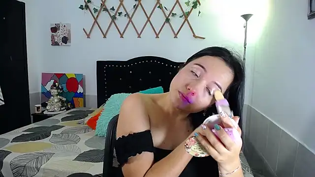 naughty girl 4u online show from 04-17-26, 05:38