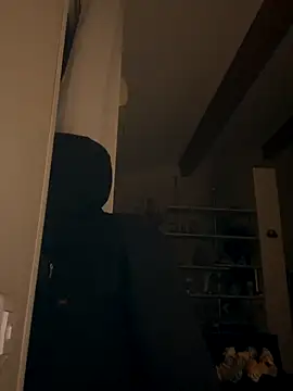 juniiorre online show from 10-12-25, 10:00