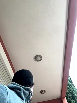 juniiorre online show from 12-15-25, 02:01