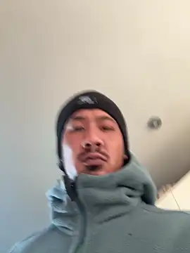 juniiorre online show from 12-18-25, 08:30