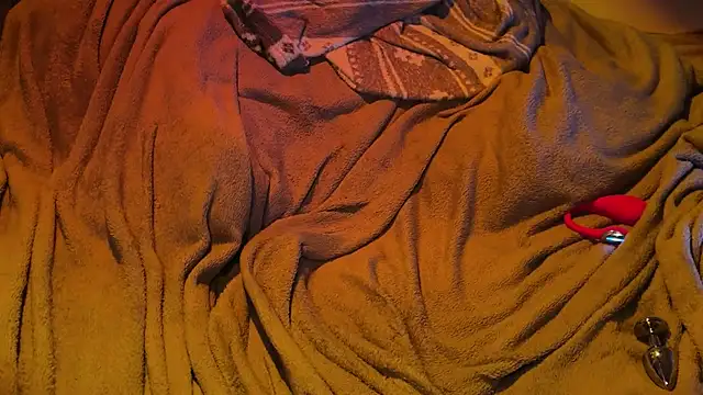 shyguy728683 online show from 04-22-26, 06:14