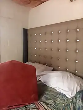 Snapshot of Aaaliyah445 chatting on 09-14-25, 08:59 Aaaliyah445 online show from 09-14-25, 08:59