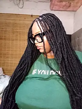 Snapshot of Aaaliyah445 chatting on 10-30-25, 01:48 Aaaliyah445 online show from 10-30-25, 01:48