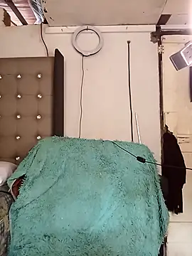 Snapshot of Aaaliyah445 chatting on 11-15-25, 09:02 Aaaliyah445 online show from 11-15-25, 09:02