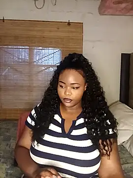 Snapshot of Aaaliyah445 chatting on 09-30-25, 03:29 Aaaliyah445 online show from 09-30-25, 03:29