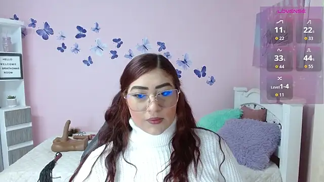 Snapshot of BRIATHOMAS chatting on 07-11-26, 12:55 BRIATHOMAS online show from 07-11-26, 12:55