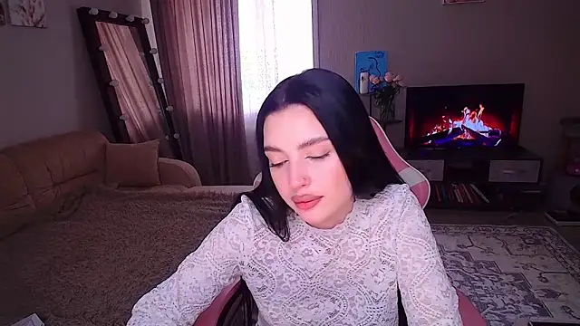   Malika   online show from 04-22-26, 09:16