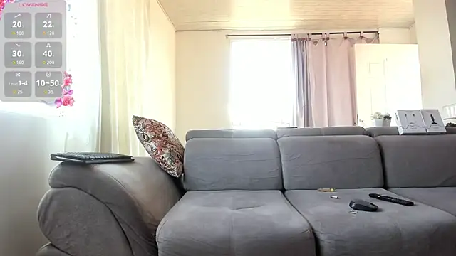 Fairycandyx online show from 10-14-25, 05:57