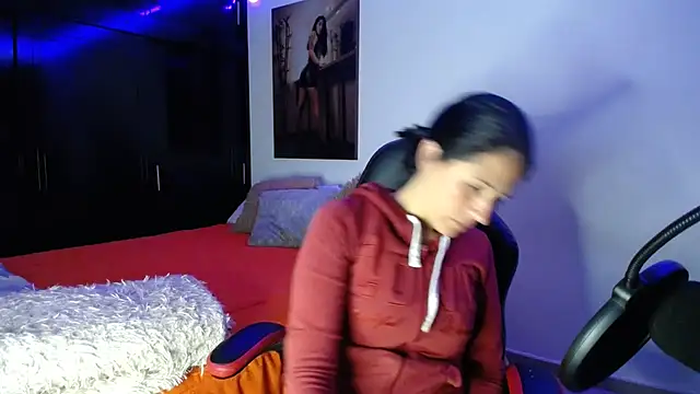 Snapshot of sharoon_cheerry chatting on 02-07-26, 10:07 sharoon cheerry online show from 02-07-26, 10:07