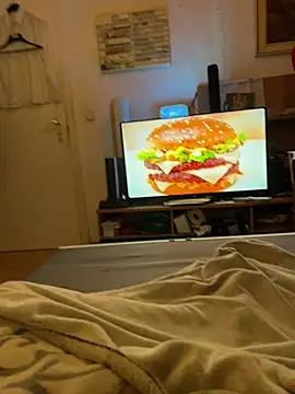 David19932908 online show from 01-29-25, 09:39