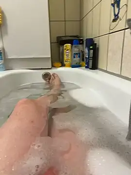 David19932908 online show from 12-16-24, 06:27