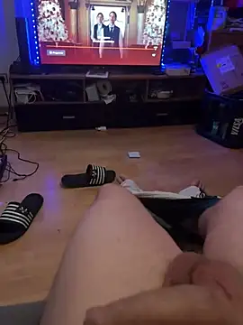 David19932908 online show from 12-10-24, 08:27