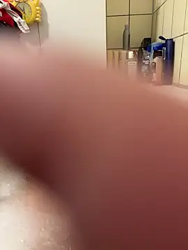 David19932908 online show from 11-11-25, 06:14