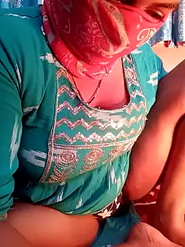 Snapshot of Bengali-boudi chatting on 01-19-25, 05:39 Bengali-boudi online show from 01-19-25, 05:39