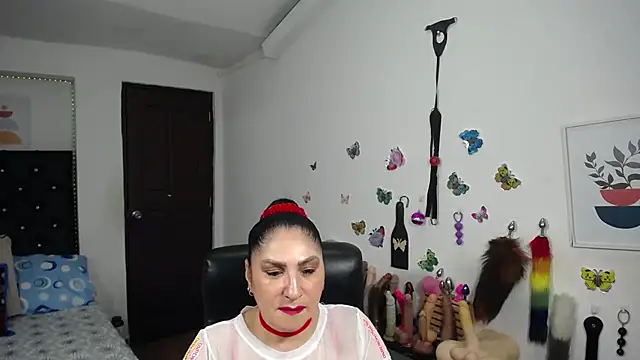 mature bigboobs10 online show from 11-29-25, 04:01