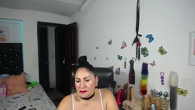mature bigboobs10 online show from 05-14-26, 04:20