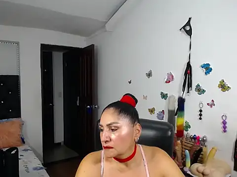 mature bigboobs10 online show from 03-10-26, 04:05