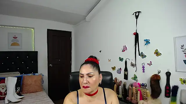 mature bigboobs10 online show from 10-11-25, 04:02