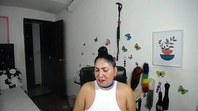 mature bigboobs10 online show from 01-17-26, 04:38