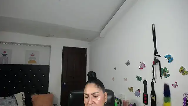 mature bigboobs10 online show from 05-31-26, 04:07