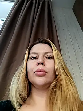 Lovers  Annn online show from 10-16-25, 02:31