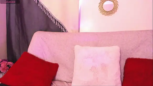 Snapshot of Scarlet_wd18 chatting on 09-11-25, 07:47 Scarlet wd18 online show from 09-11-25, 07:47