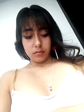Snapshot of Scarlet_wd18 chatting on 03-13-25, 08:11 Scarlet wd18 online show from 03-13-25, 08:11