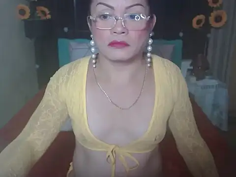 Snapshot of UrAsianPrincessDanie chatting on 02-10-26, 07:57 UrAsianPrincessDanie online show from 02-10-26, 07:57