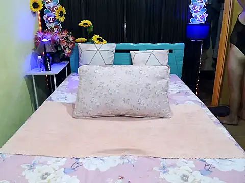 UrAsianPrincessDanie online show from 12-17-25, 06:02