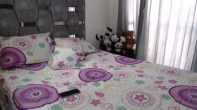 sara hott 1 online show from 05-19-26, 03:08