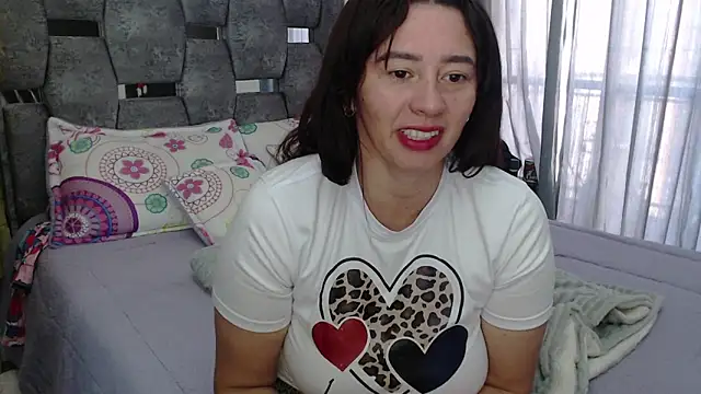 sara hott 1 online show from 02-09-26, 12:36