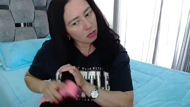 sara hott 1 online show from 09-17-25, 03:25